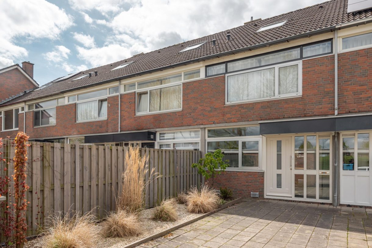 Te koop: Foto Woonhuis aan de Leidijk 50 in Drachten