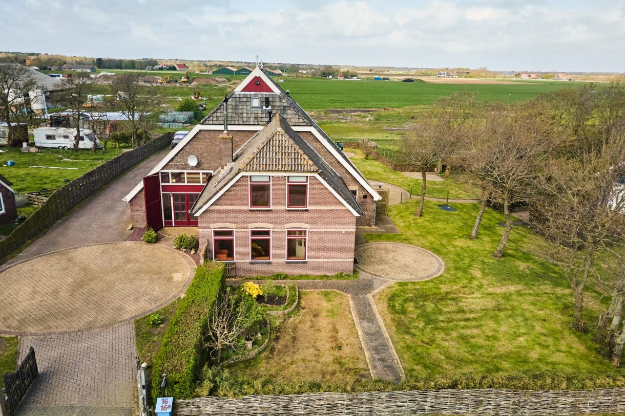 Te koop: Foto Woonhuis aan de Rozendijk 16 in Den Burg