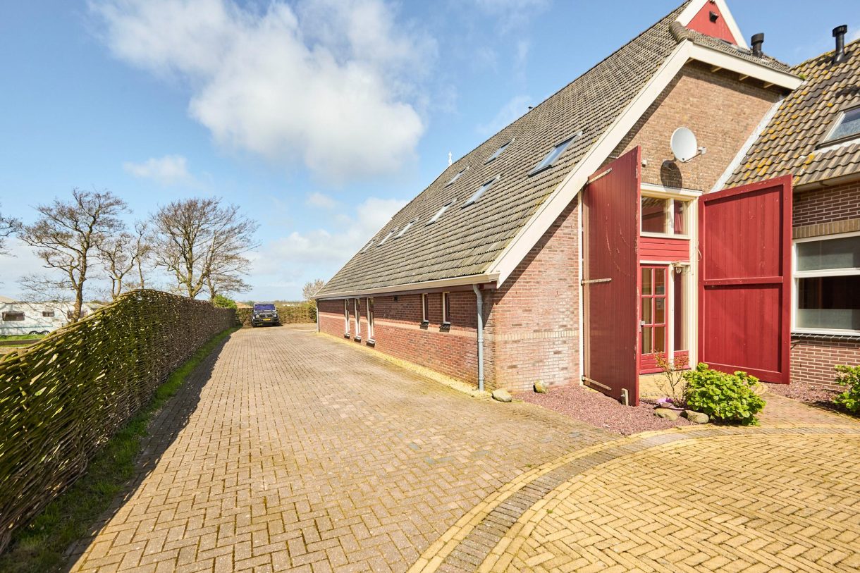 Te koop: Foto Woonhuis aan de Rozendijk 16 in Den Burg