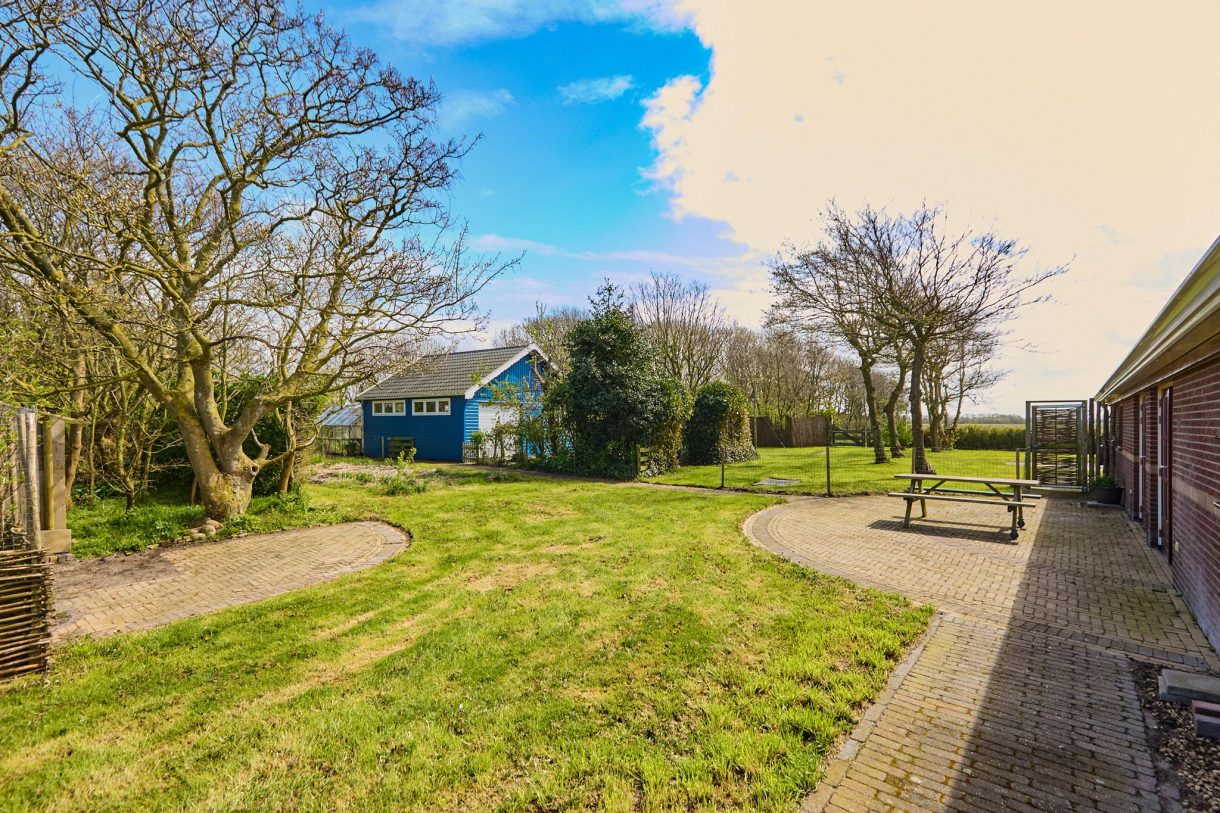 Te koop: Foto Woonhuis aan de Rozendijk 16 in Den Burg