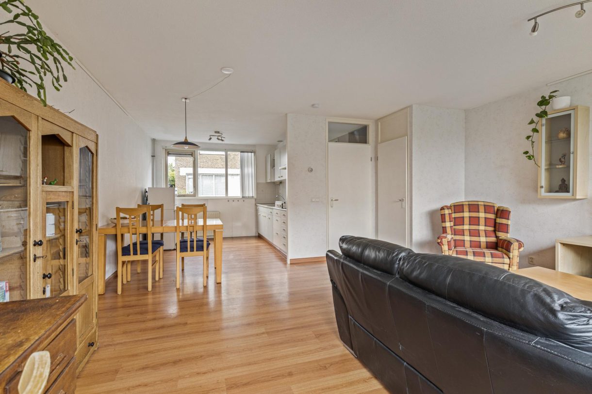 Te koop: Foto Woonhuis aan de Pieter Basstraat 10 in Zaandam