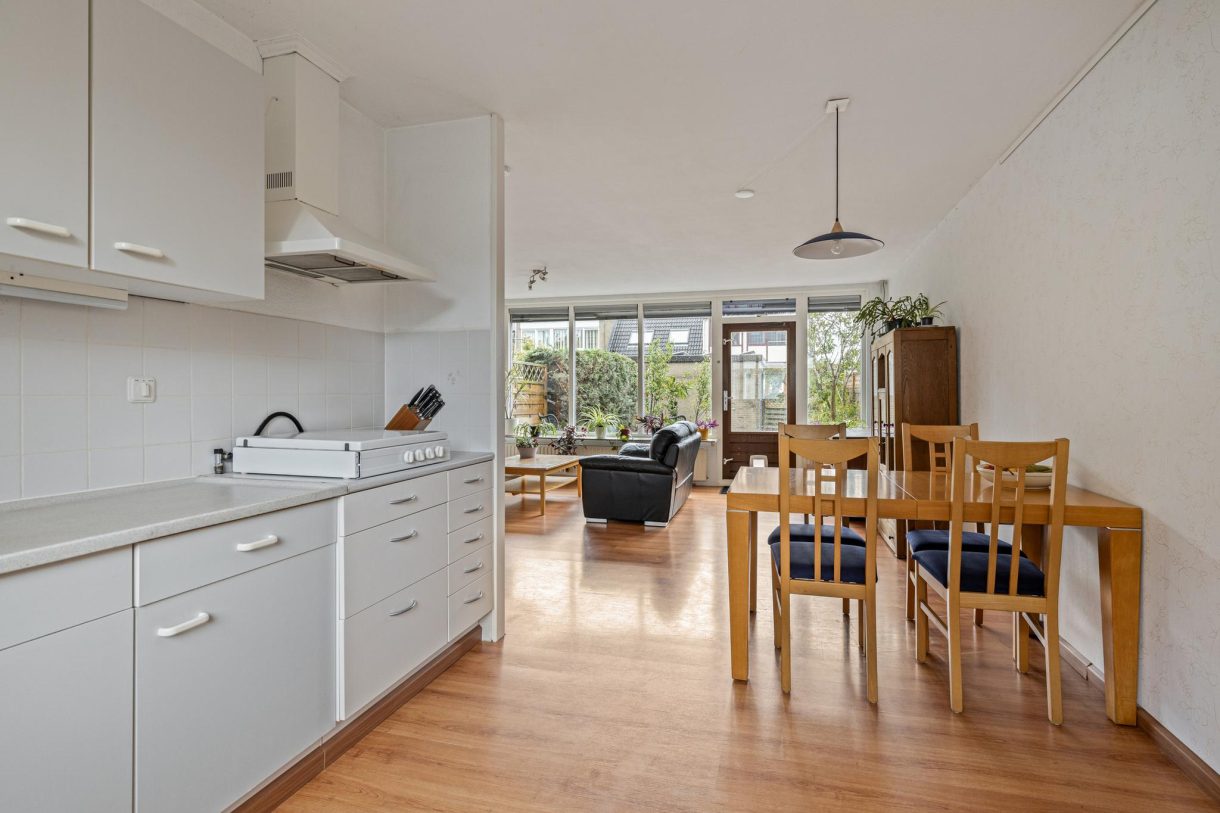 Te koop: Foto Woonhuis aan de Pieter Basstraat 10 in Zaandam