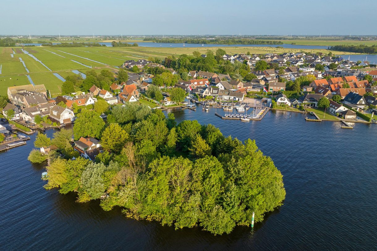 Te koop: Foto Woonhuis aan de Vogelskamp 1 in Warmond