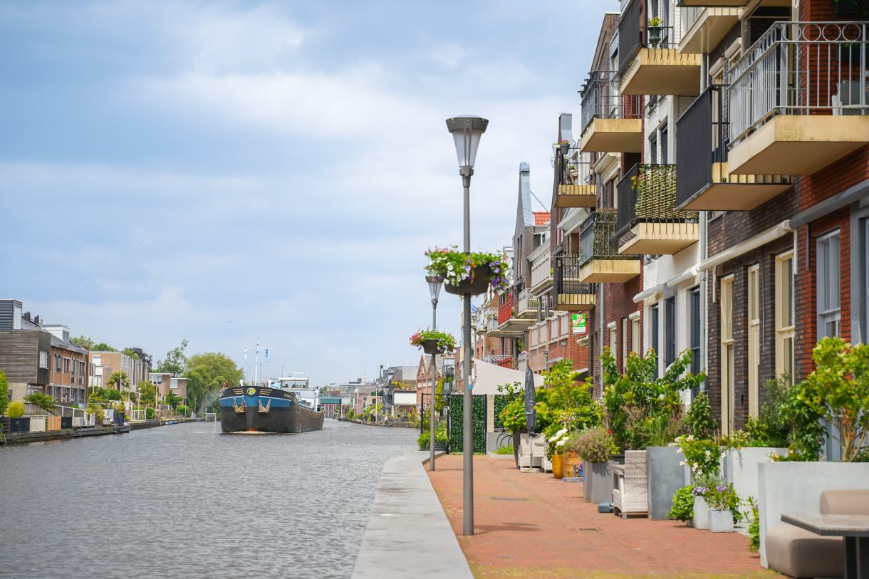 Te koop: Foto Appartement aan de Ortolaanstraat 9 in Alphen aan den Rijn