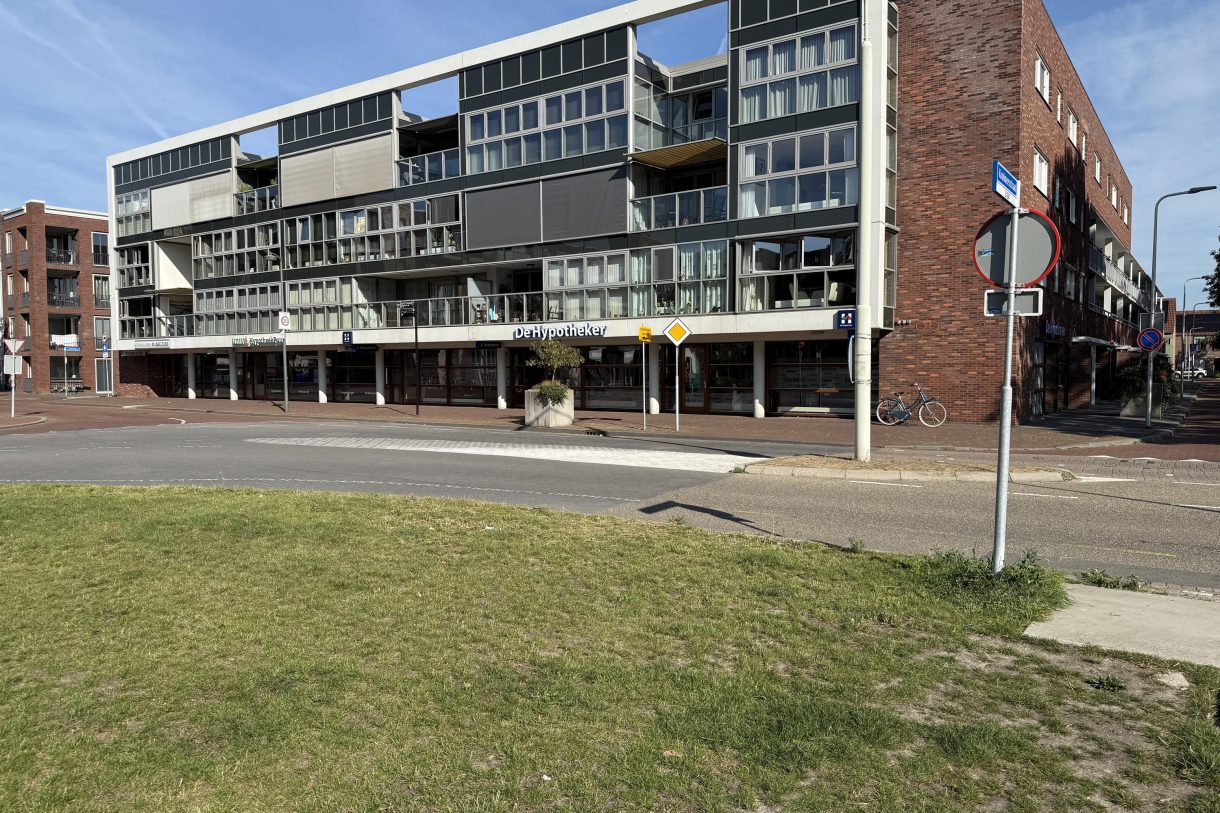 Te koop: Foto Appartement aan de Ortolaanstraat 9 in Alphen aan den Rijn