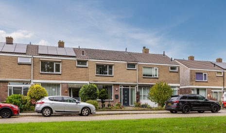 Te koop: Foto Woonhuis aan de Johan de Wittstraat 48 in Bodegraven