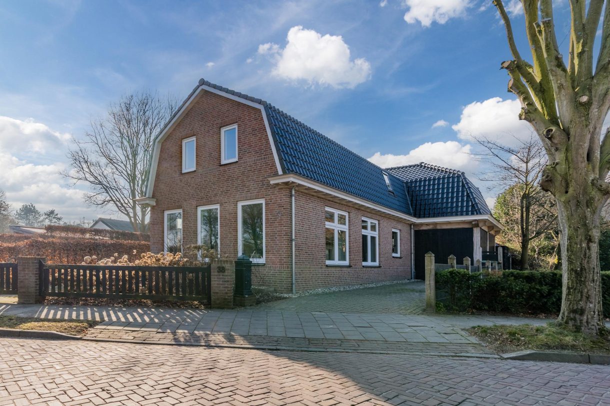 Te koop: Foto Woonhuis aan de Molenstraat 38 in Beilen