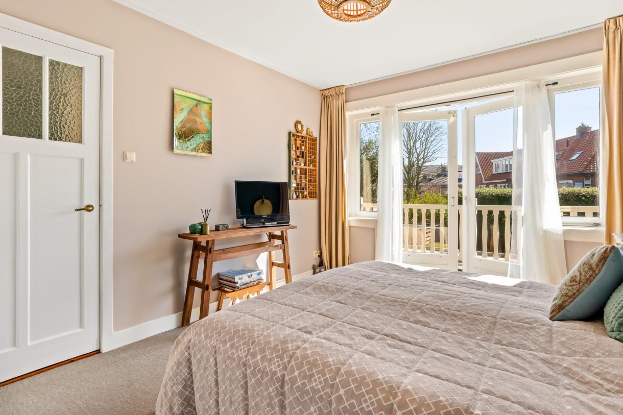 Te koop: Foto Woonhuis aan de Neptunusstraat 23 in Haarlem