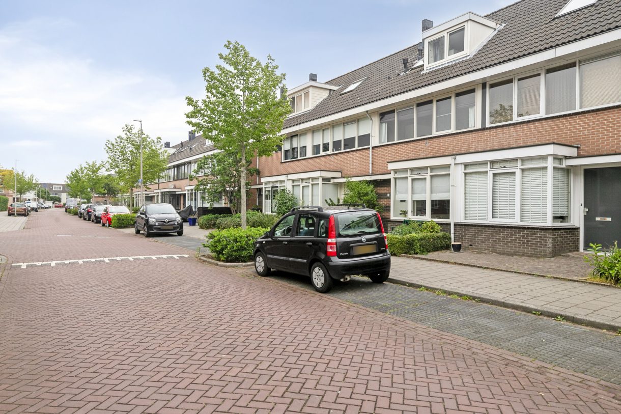 Te koop: Foto Woonhuis aan de Venezuelastraat 21 in Alphen aan den Rijn