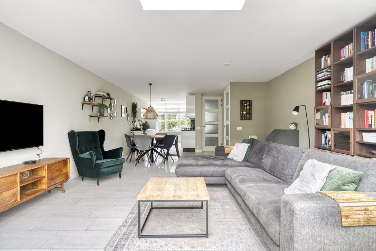 Te koop: Foto Woonhuis aan de Venezuelastraat 21 in Alphen aan den Rijn