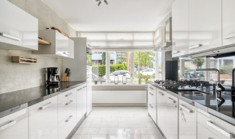 Te koop: Foto Woonhuis aan de Venezuelastraat 21 in Alphen aan den Rijn