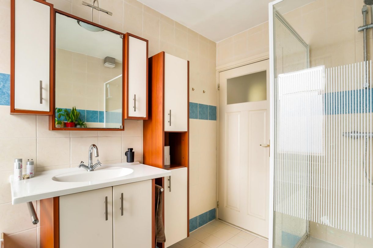 Te koop: Foto Woonhuis aan de Minahassastraat 29 in Haarlem