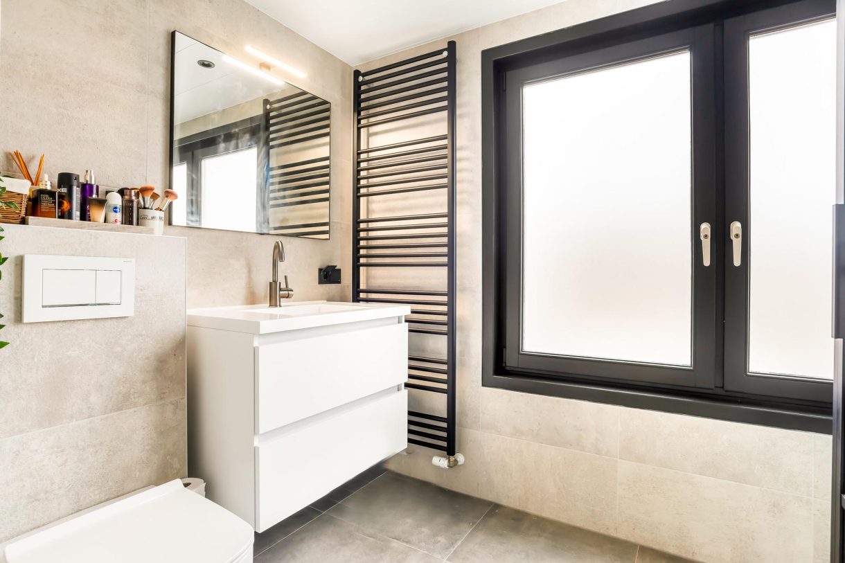 Te koop: Foto Woonhuis aan de Minahassastraat 29 in Haarlem