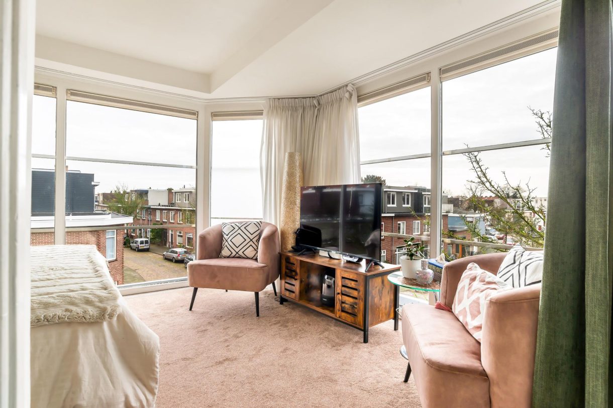 Te koop: Foto Woonhuis aan de Minahassastraat 29 in Haarlem