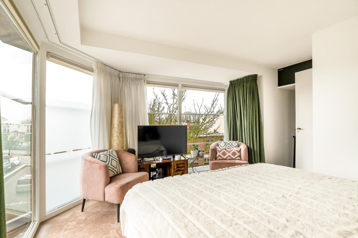 Te koop: Foto Woonhuis aan de Minahassastraat 29 in Haarlem