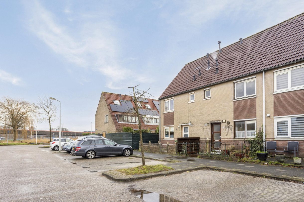 Te koop: Foto Woonhuis aan de Nieuwendamstraat 3 in Zaandam