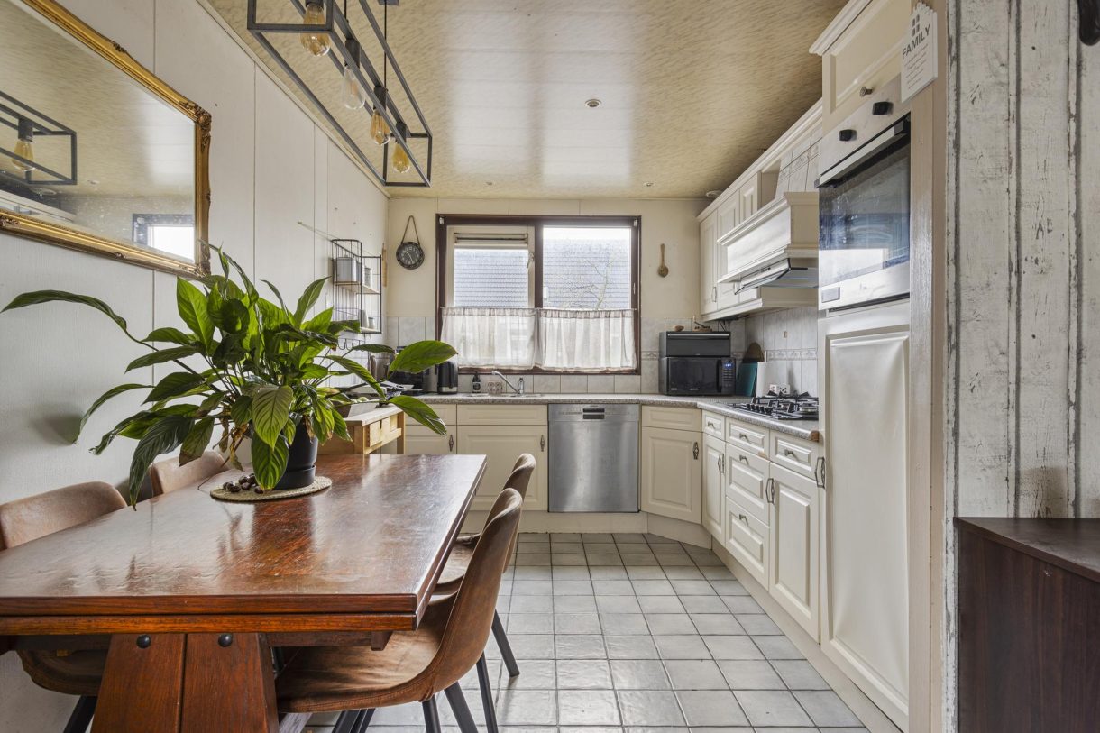 Te koop: Foto Woonhuis aan de Nieuwendamstraat 3 in Zaandam