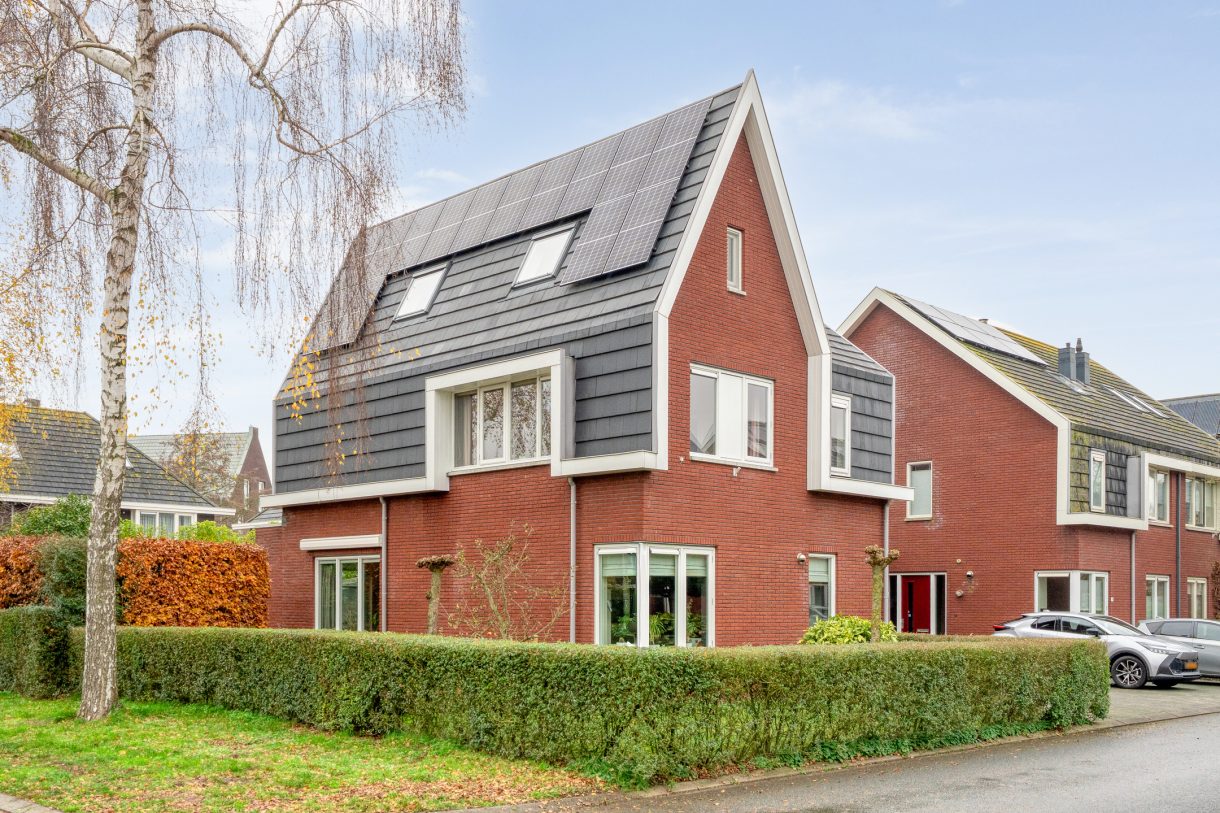 Te koop: Foto Woonhuis aan de Weegbree 17 in Meppel