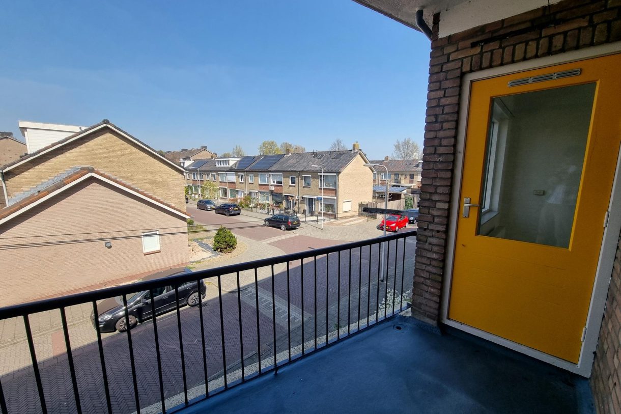 Te koop: Foto Appartement aan de Van der Doesstraat 15 in Alphen aan den Rijn