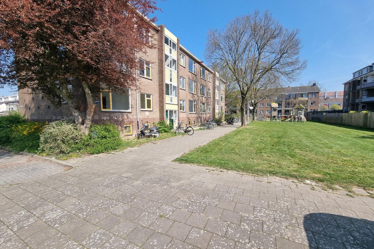 Te koop: Foto Appartement aan de Van der Doesstraat 15 in Alphen aan den Rijn