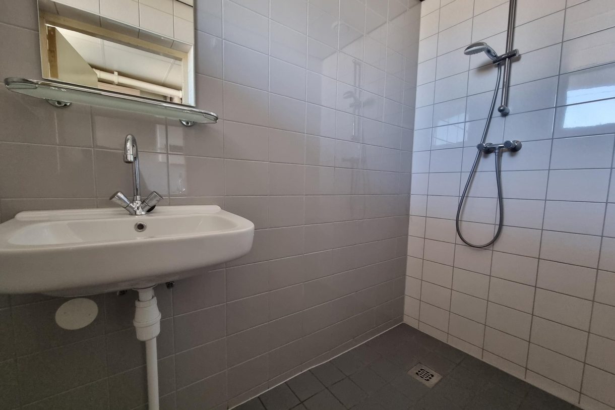Te koop: Foto Appartement aan de Van der Doesstraat 15 in Alphen aan den Rijn