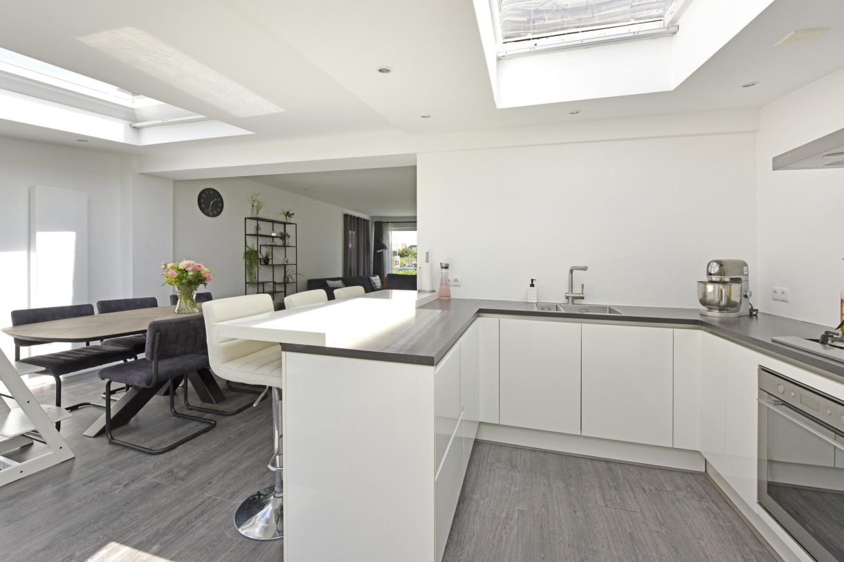 Te koop: Foto Woonhuis aan de P. van Schravendijkstraat 2 in Ter Aar