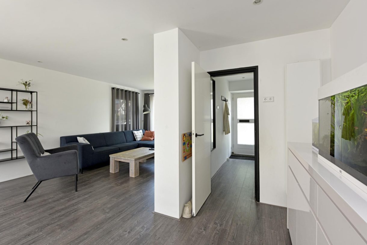 Te koop: Foto Woonhuis aan de P. van Schravendijkstraat 2 in Ter Aar