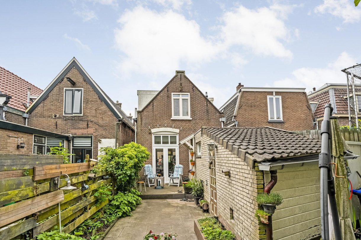 Te koop: Foto Woonhuis aan de Emmastraat 49 in Meppel