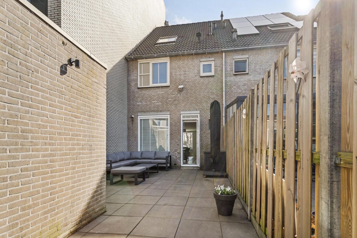 Te koop: Foto Woonhuis aan de Vincent van Goghweg 71 in Zaandam