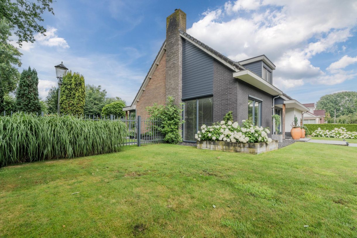 Te koop: Foto Woonhuis aan de Berkenlaan 10 in Hoogeveen