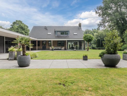 Hoofdfoto van Hoogeveen Berkenlaan 10