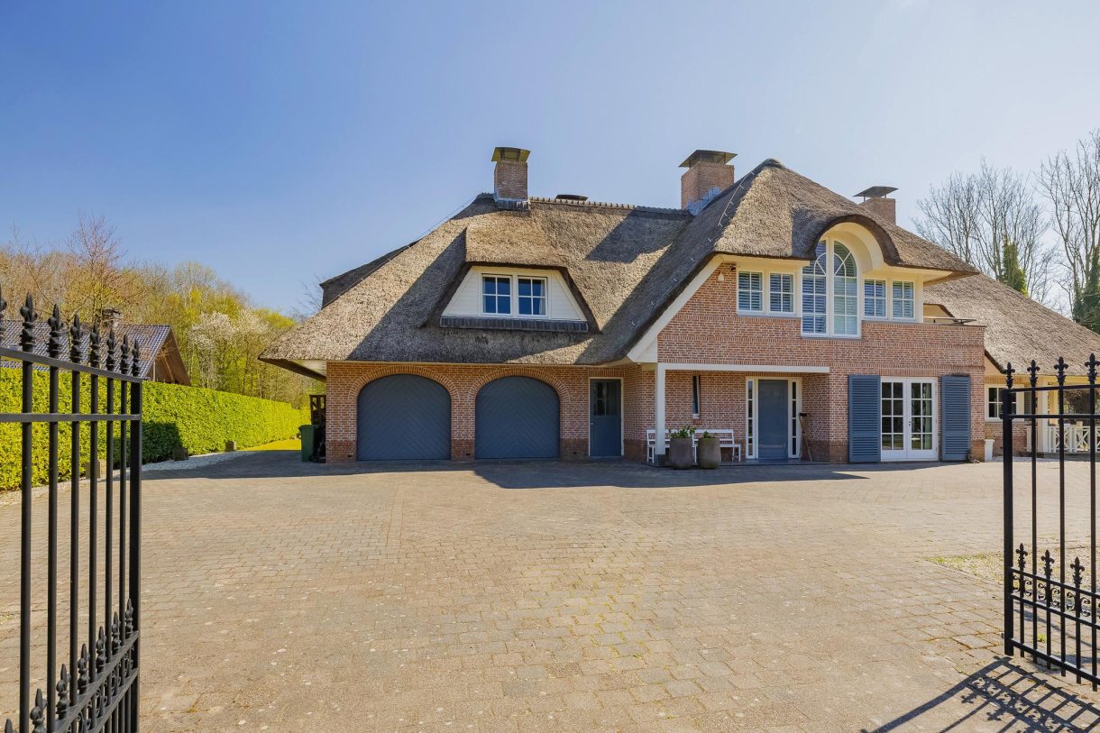 Te koop: Foto Woonhuis aan de Hyacintenlaan 4 in Warmond