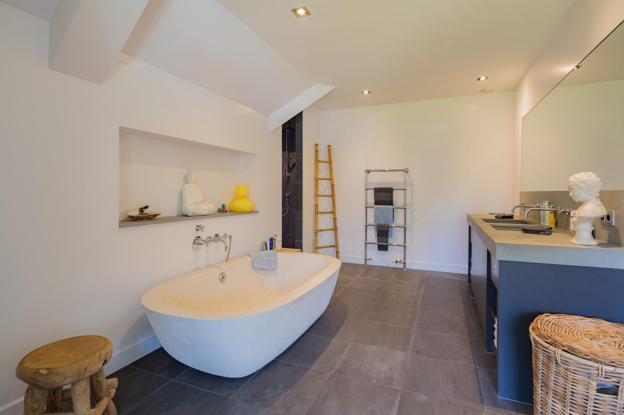 Te koop: Foto Woonhuis aan de Hyacintenlaan 4 in Warmond