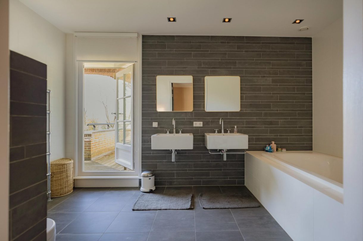 Te koop: Foto Woonhuis aan de Hyacintenlaan 4 in Warmond