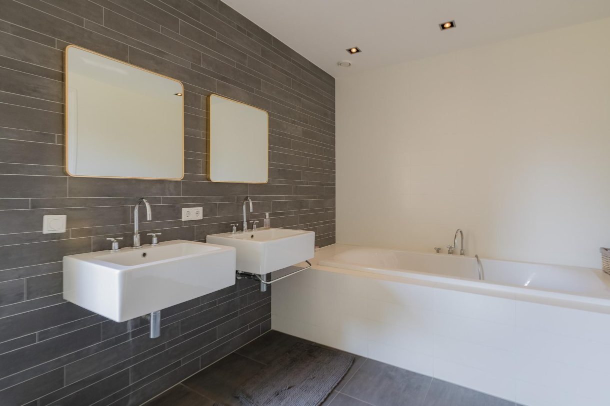 Te koop: Foto Woonhuis aan de Hyacintenlaan 4 in Warmond