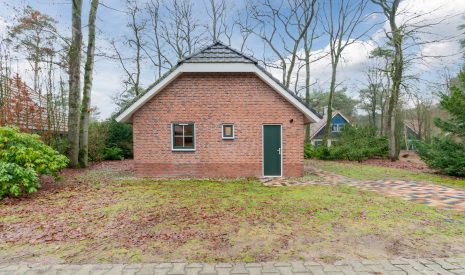 Te koop: Foto Woonhuis aan de Hof van Halenweg 2-141 in Hooghalen