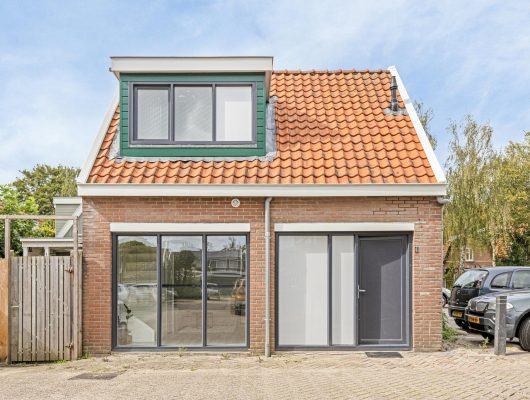 Hoofdfoto van Wormerveer Frobelstraat 6