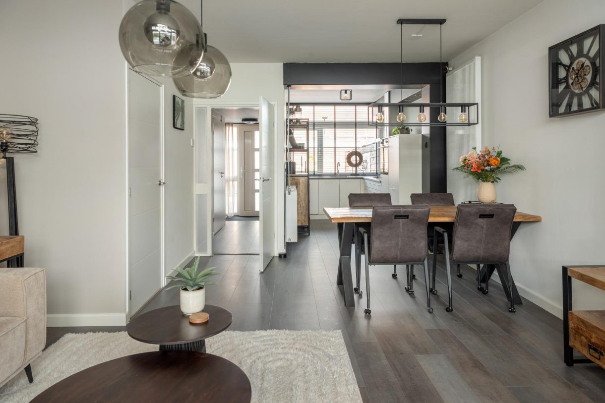 Te koop: Foto Woonhuis aan de Leidijk 100 in Drachten