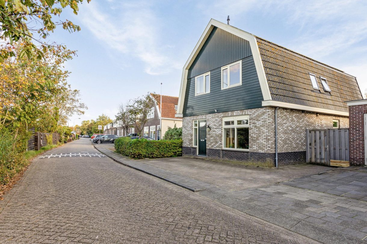 Te koop: Foto Woonhuis aan de Kalf 174 in Zaandam