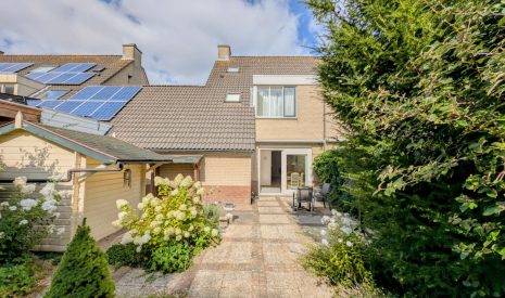 Te koop: Foto Woonhuis aan de Jan Roelandsestraat 30 in Leiderdorp