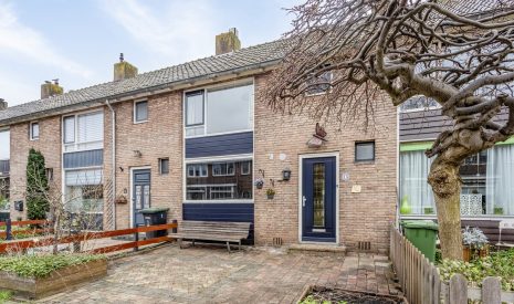 Te koop: Foto Woonhuis aan de Abeelstraat 35 in Zaandam