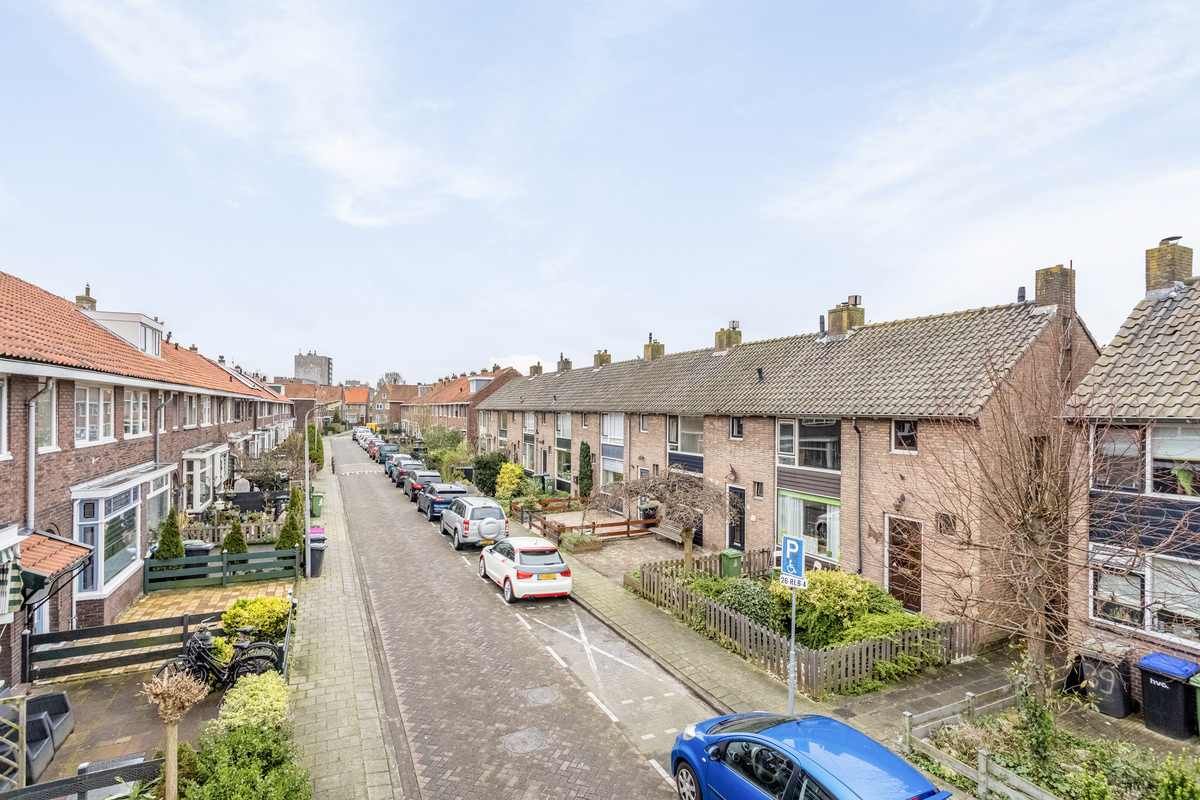 Te koop: Foto Woonhuis aan de Abeelstraat 35 in Zaandam