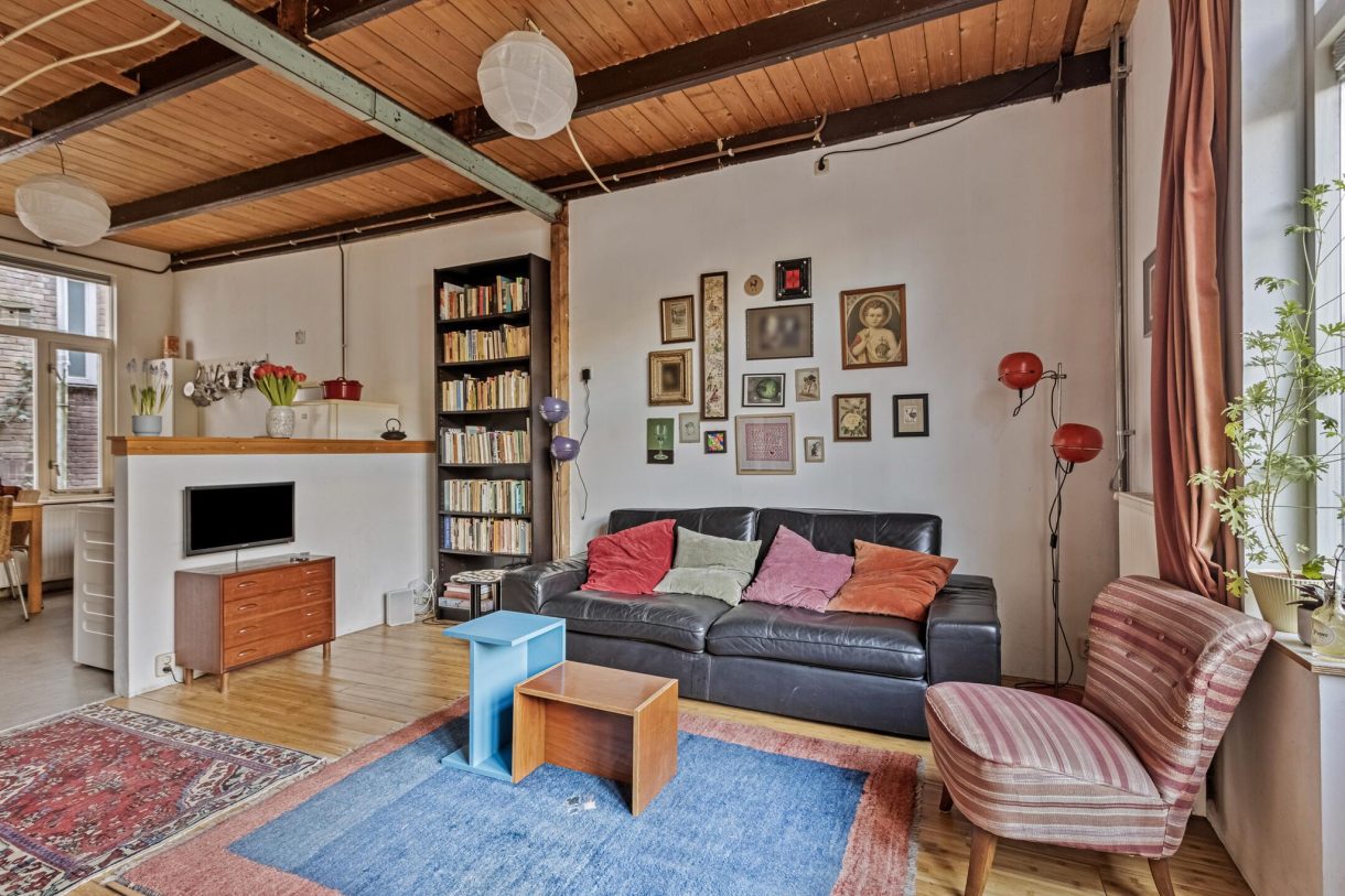 Te koop: Foto Woonhuis aan de Bloemstraat 7 in Zaandam