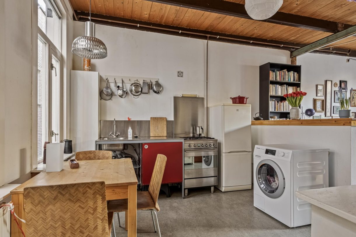 Te koop: Foto Woonhuis aan de Bloemstraat 7 in Zaandam