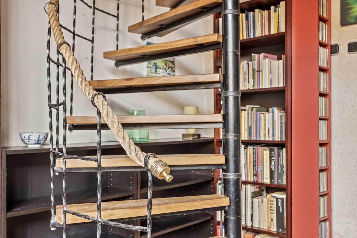 Te koop: Foto Woonhuis aan de Bloemstraat 7 in Zaandam