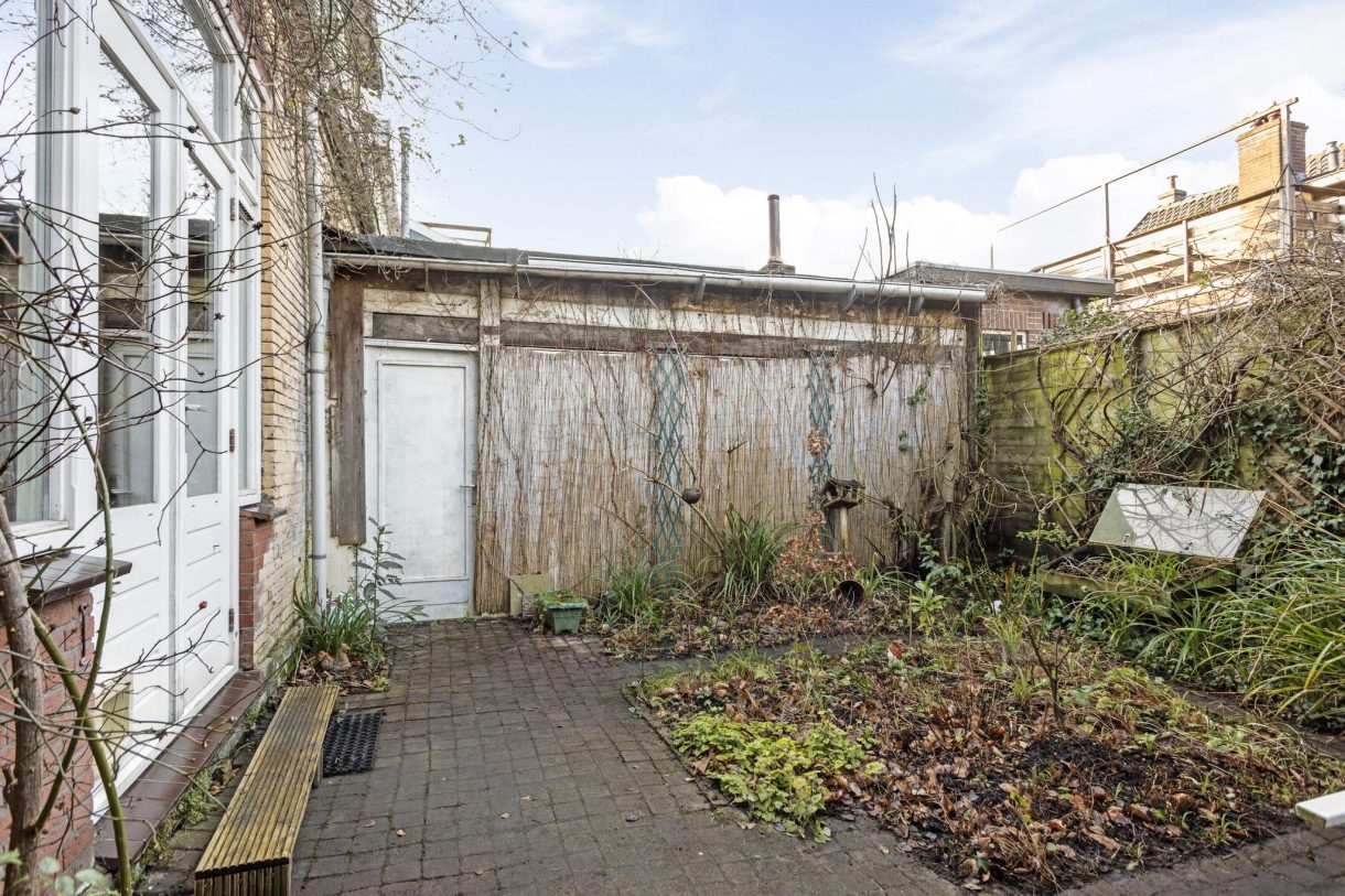 Te koop: Foto Woonhuis aan de Bloemstraat 7 in Zaandam