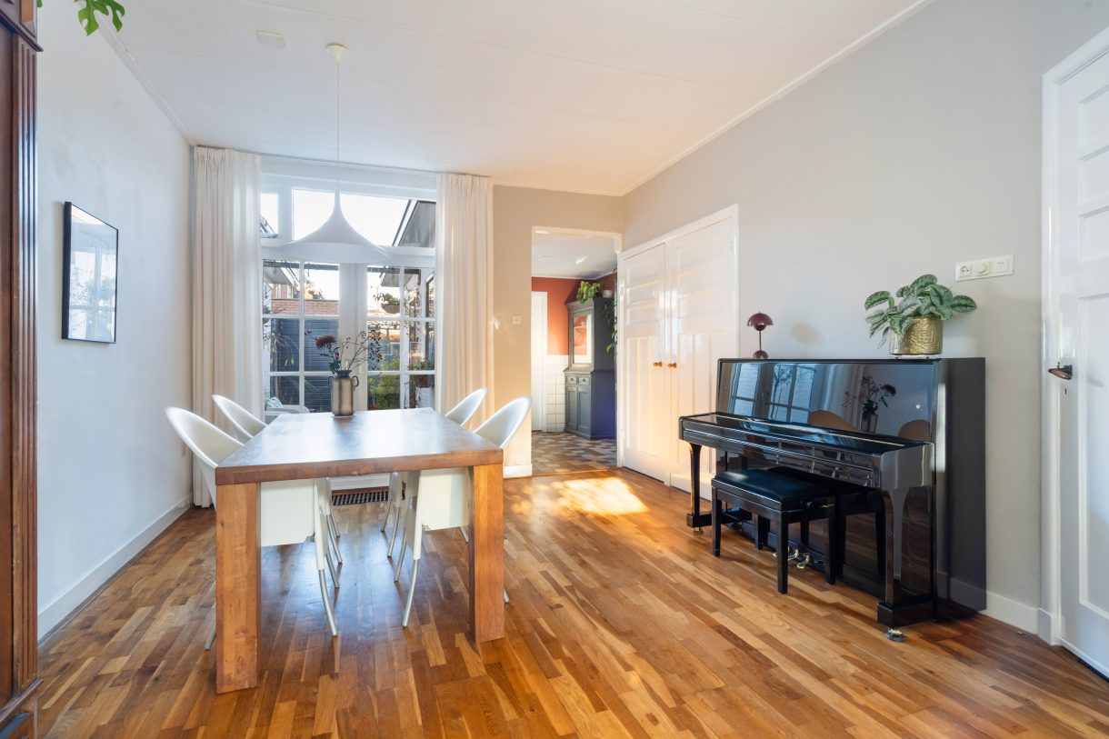 Te koop: Foto Woonhuis aan de Leidsestraatweg 64-9 in Woerden