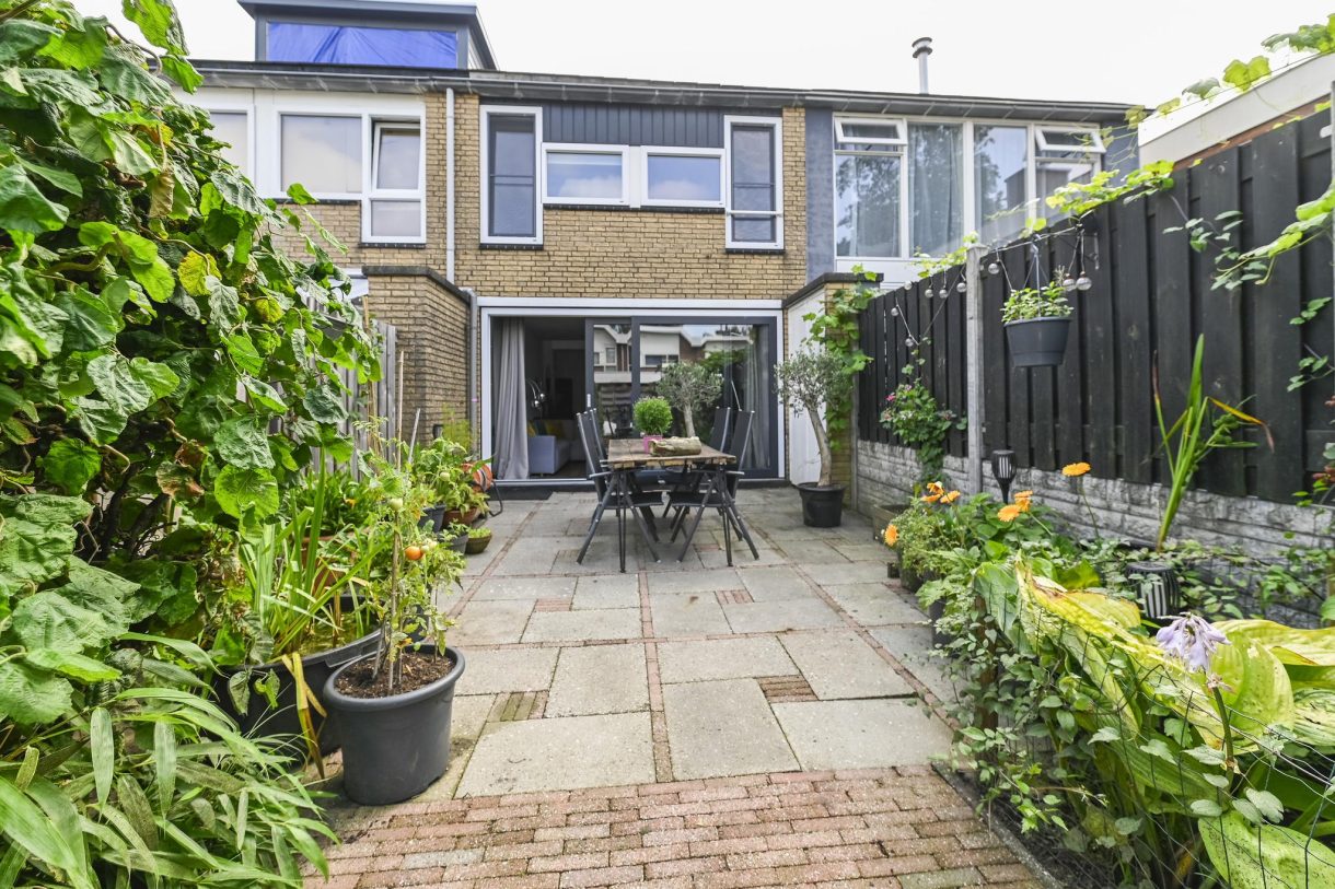 Te koop: Foto Woonhuis aan de Strandschelpenbank 2 in Leiden