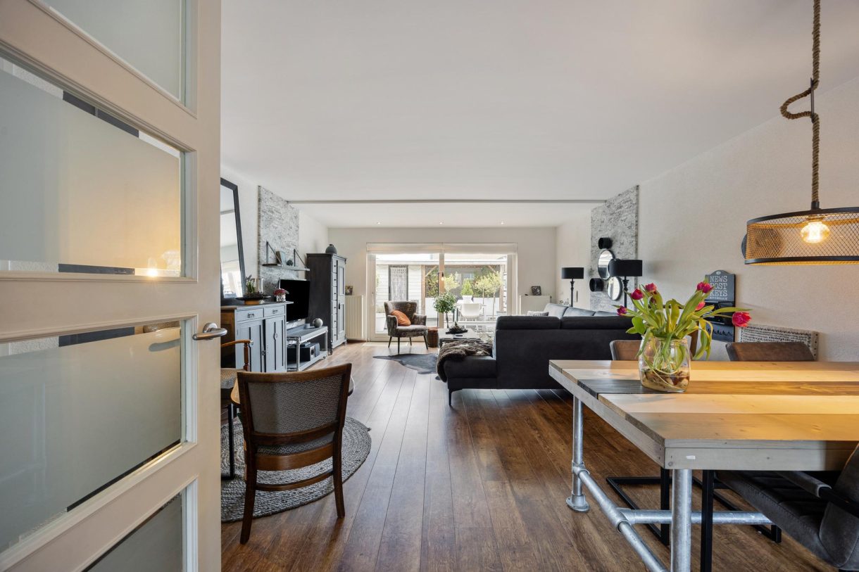 Te koop: Foto Woonhuis aan de Claude Debussystraat 58 in Zaandijk