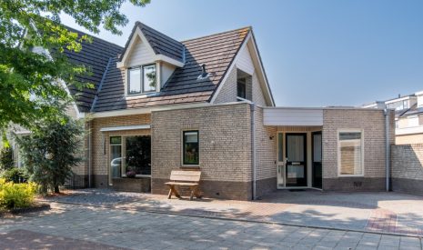 koop  Veenendaal  Houtvesterlaan 33 – Hoofdfoto